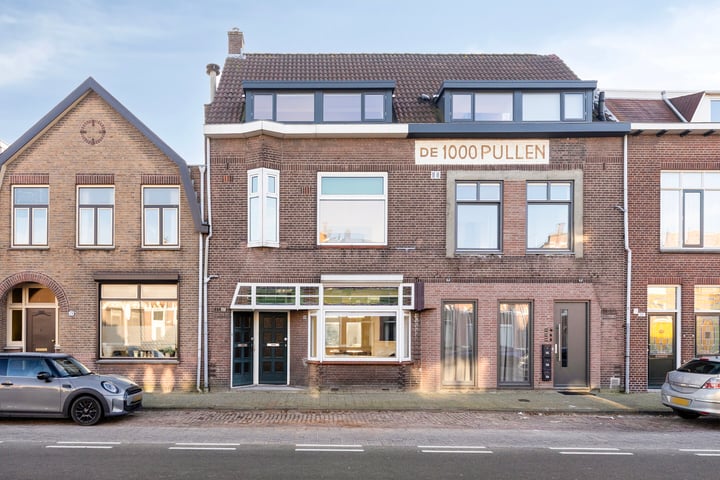 Haagweg 131A in Breda foto