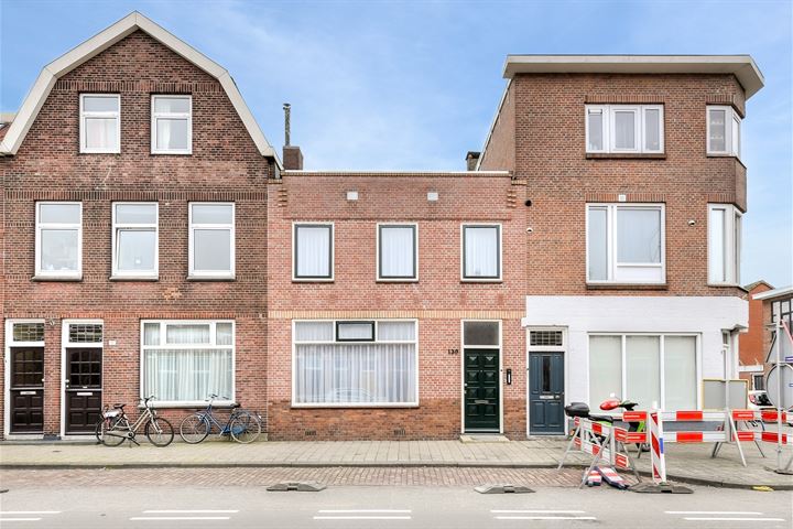 Haagweg 139 in Breda foto