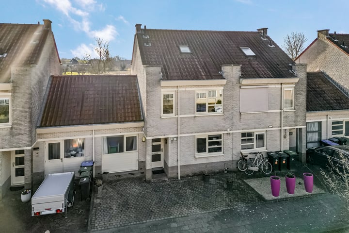 Haagwinde 24 in Tiel foto