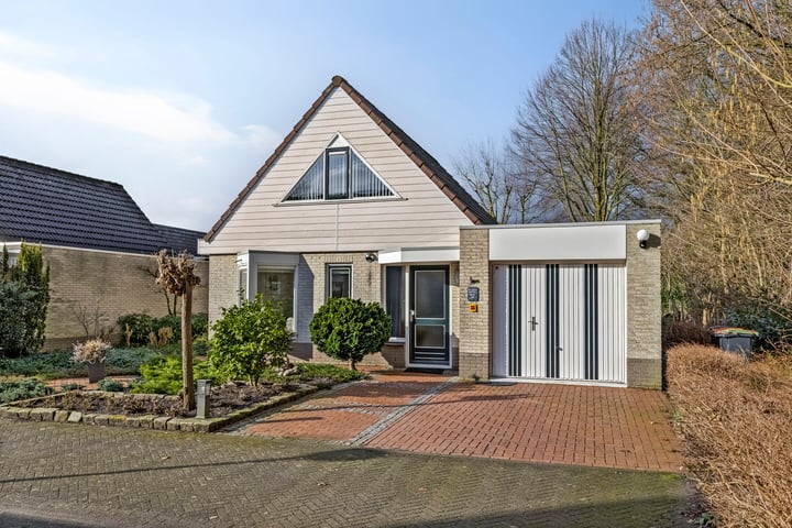 Haagwinde 32 in Haaksbergen foto