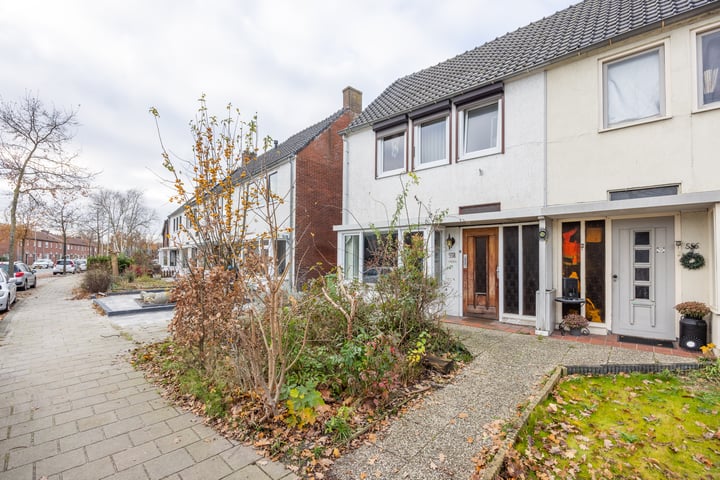 Haaksbergerstraat 558 in Enschede foto
