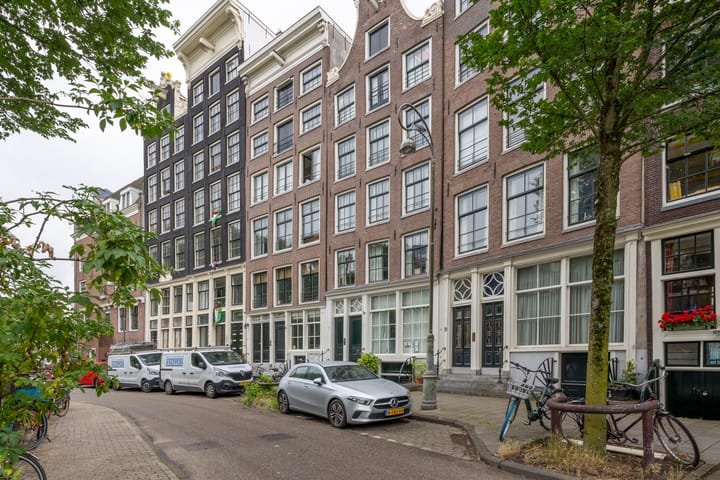 Haarlemmer Houttuinen 7A in Amsterdam foto