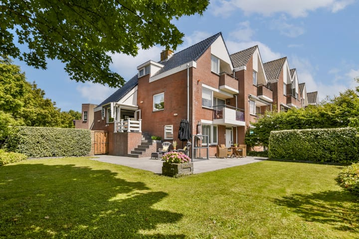 Haarlemmerstraat 1 in Zandvoort foto