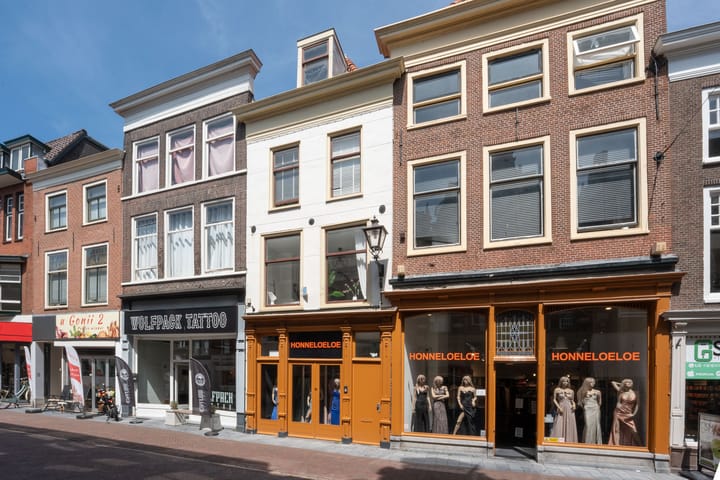 Haarlemmerstraat 222 in Leiden foto
