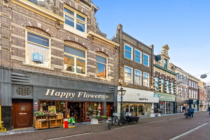 Haarlemmerstraat 247 in Leiden foto