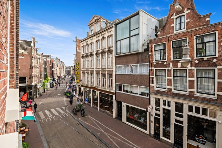 Haarlemmerstraat 56B in Amsterdam foto