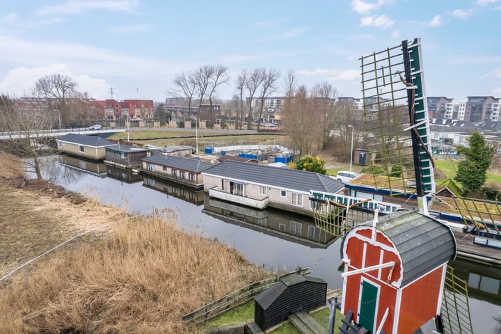 Haarlemmerweg 120 in Leiden foto