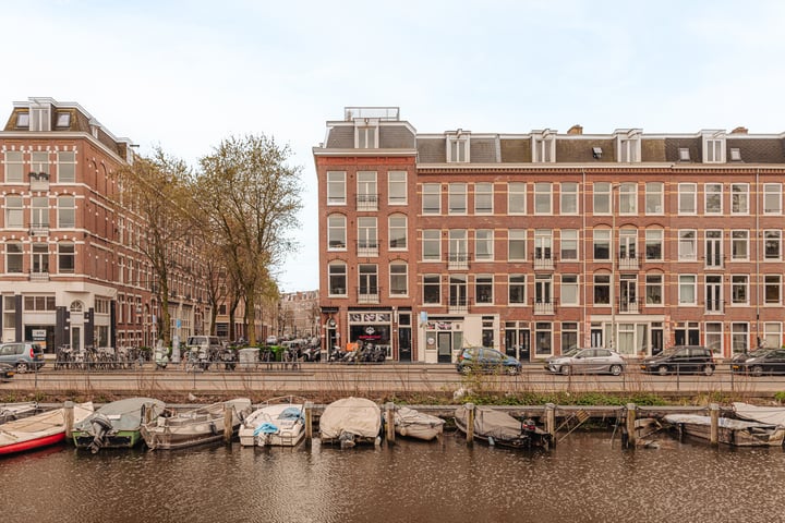 Haarlemmerweg 135C in Amsterdam foto