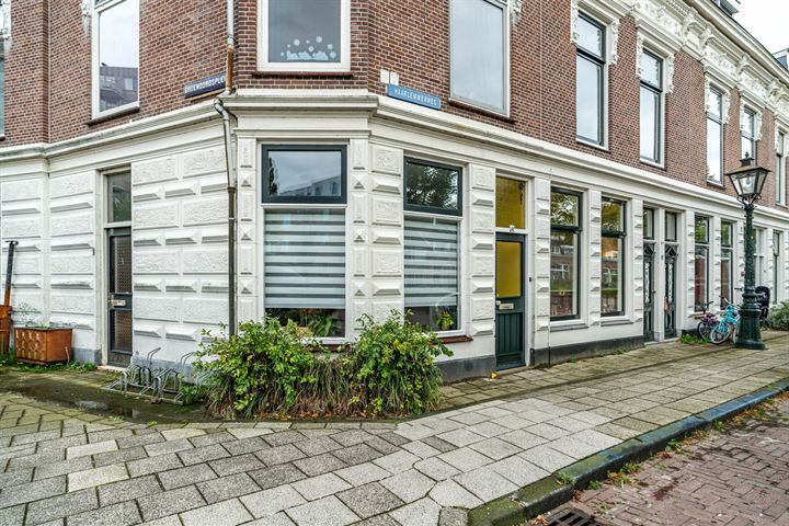 Haarlemmerweg 48 in Leiden foto