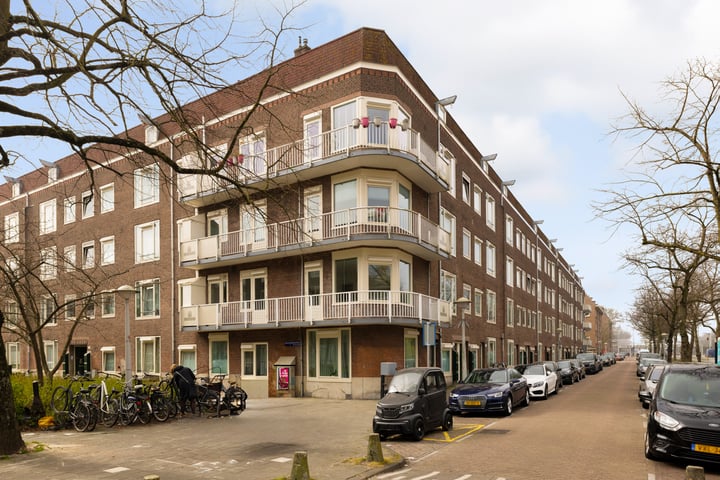 Haarlemmerweg 577-1 in Amsterdam foto