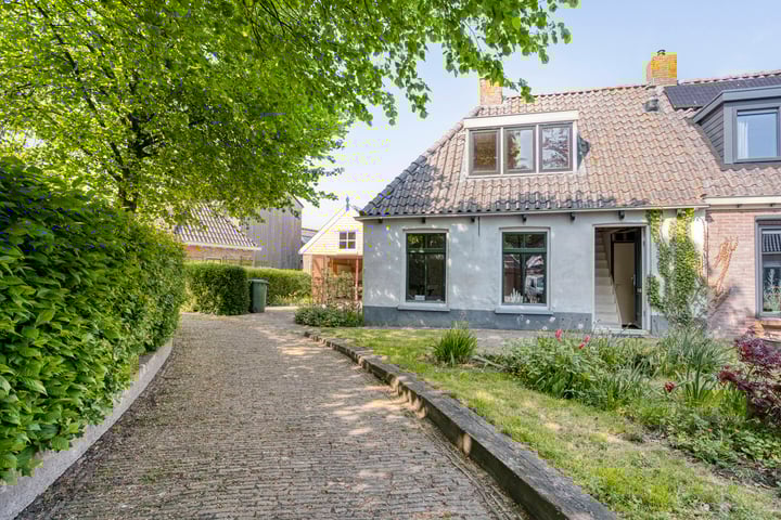 Hagenadyk 7 in Oudega
