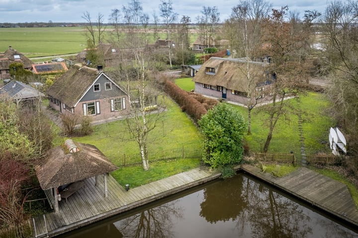 Hagenbroekweg 16 in Ossenzijl foto