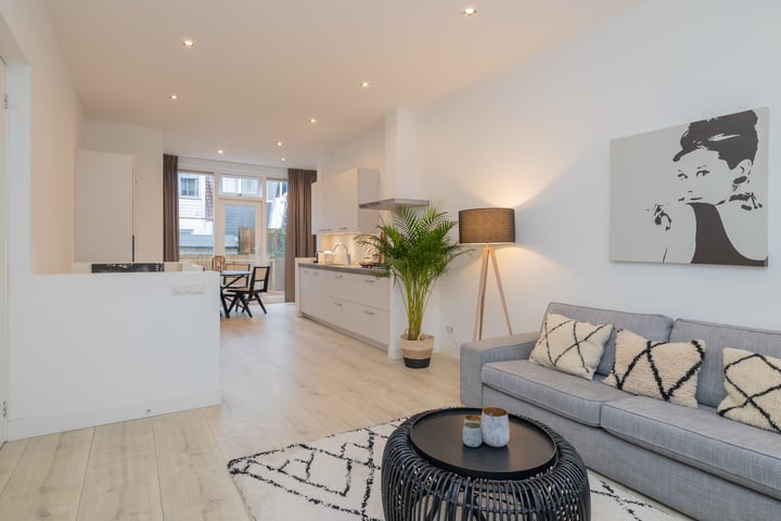 Haltestraat 52b in Zandvoort foto