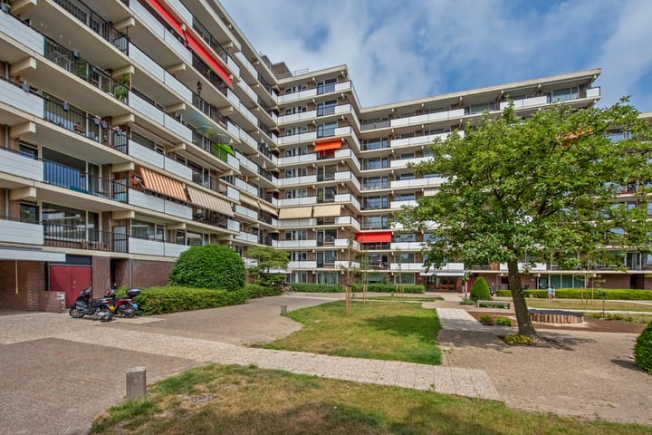 Hammarskjöldlaan 151 in Rijswijk