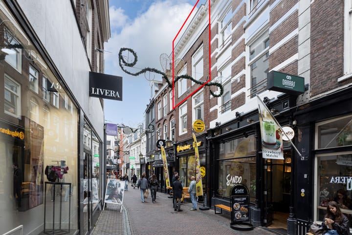 Hamsteeg 17A in Utrecht foto