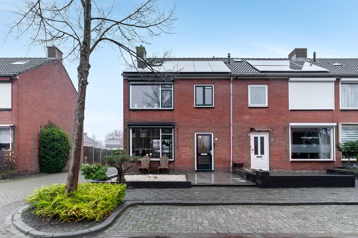 Händelstraat 8 in Halsteren foto