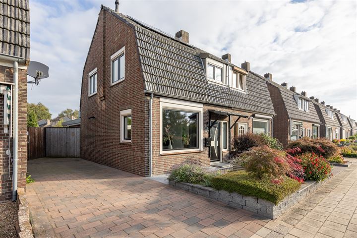 Hannekerveldweg 21 in Losser foto