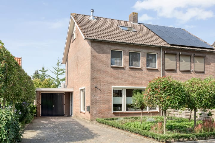 Hardenbergerweg 51 in Ommen foto