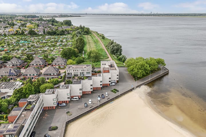 Harderwijkerzand 14 in Huizen foto