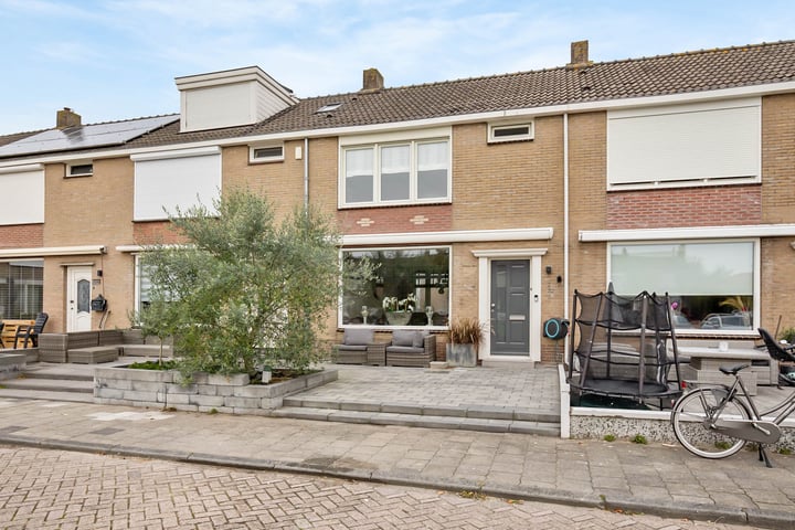 Harderwijkplantsoen 18 in Volendam foto