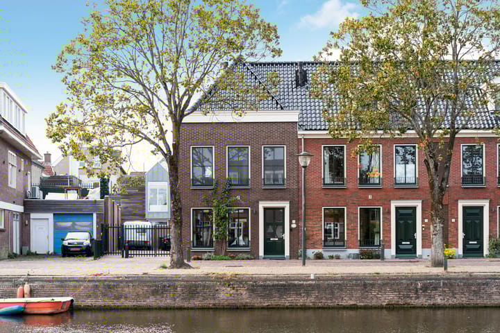 Harinxmakade 4 in Sneek foto