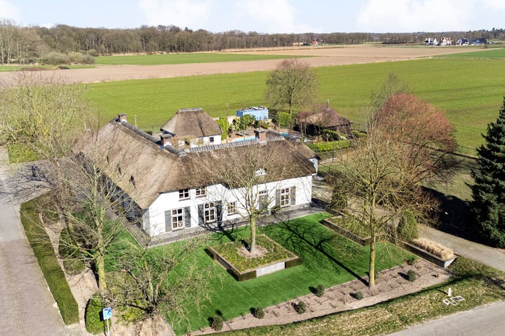 Hasseltsedijk 34 in Berlicum foto