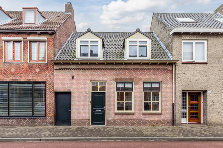 Hasseltstraat 226 in Tilburg foto
