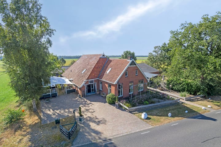 Haulerwijksterweg 17 in Een foto
