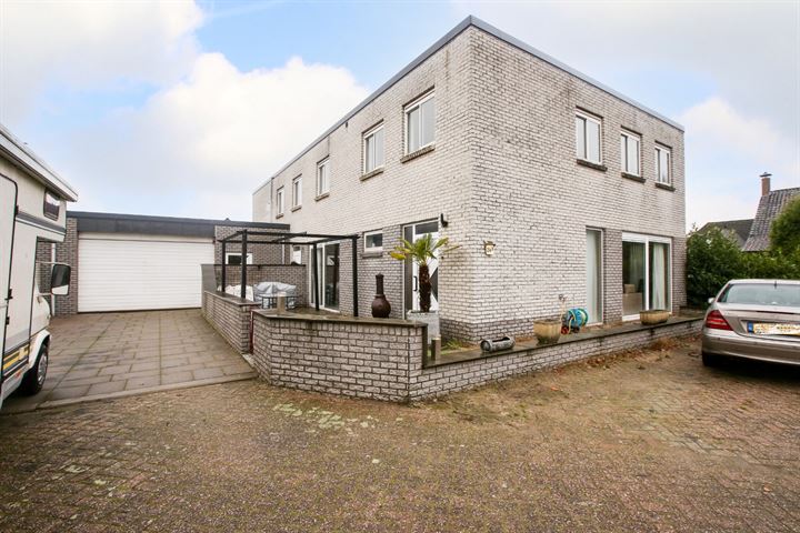 Havenkade 24A in 's Gravenmoer foto