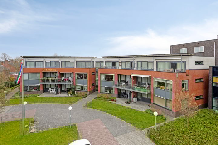 Havenweg 16A in Uithuizen foto
