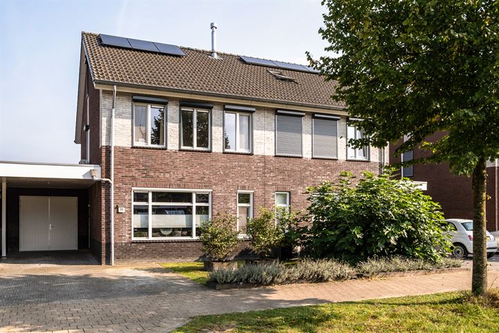 Havezatensingel 120 in Losser foto