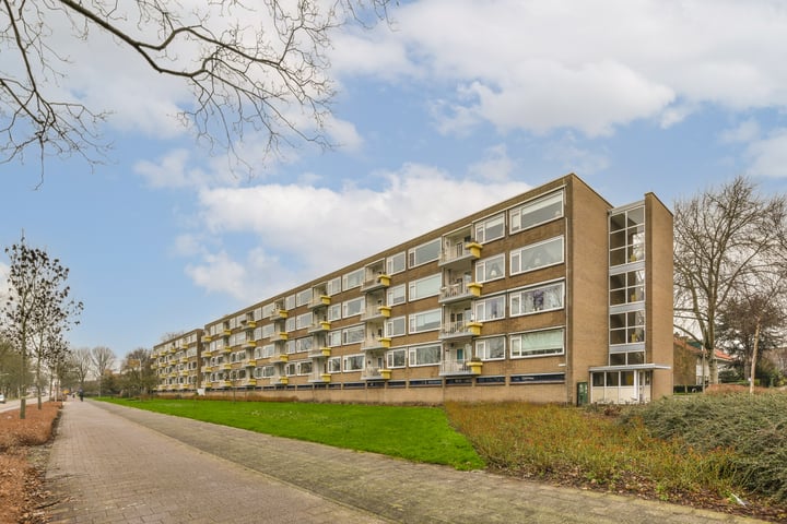 Hazelaarlaan 77 in Amstelveen foto