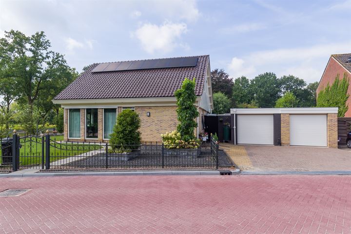 Hazelaarstraat 26 in Grootegast foto