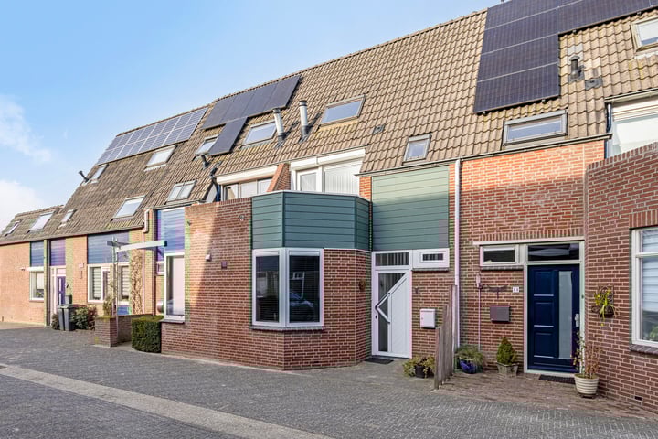 Hazeleger 9 in Huissen foto