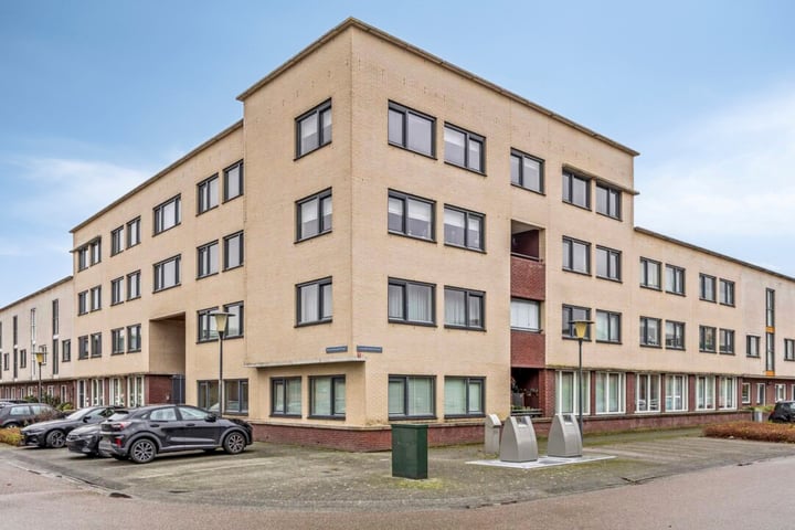 Hazerswoudestraat 1 in Zoetermeer foto
