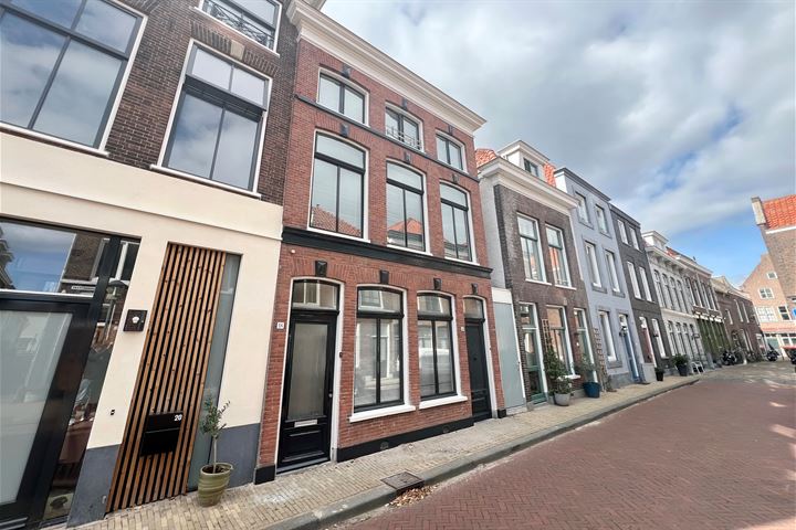 Hazewindhondstraat 16 in Gorinchem foto