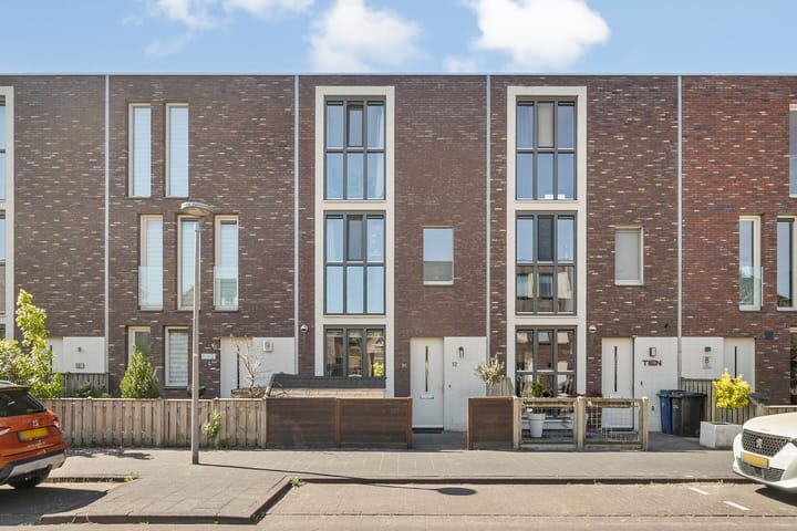 Hebatstraat 12 in Almere foto