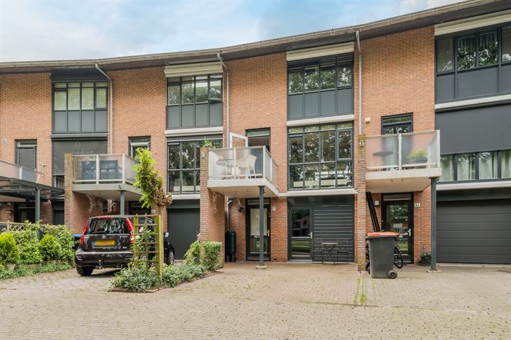 Heelkruid 44 in Amersfoort foto