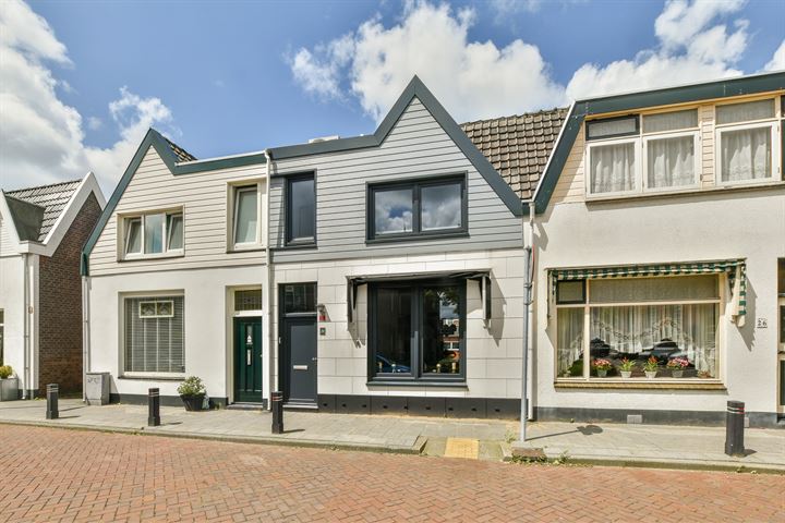 Heemskerkerweg 24 in Beverwijk foto