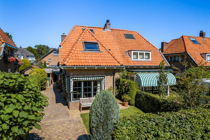 Heemskerklaan 36 in Baarn foto