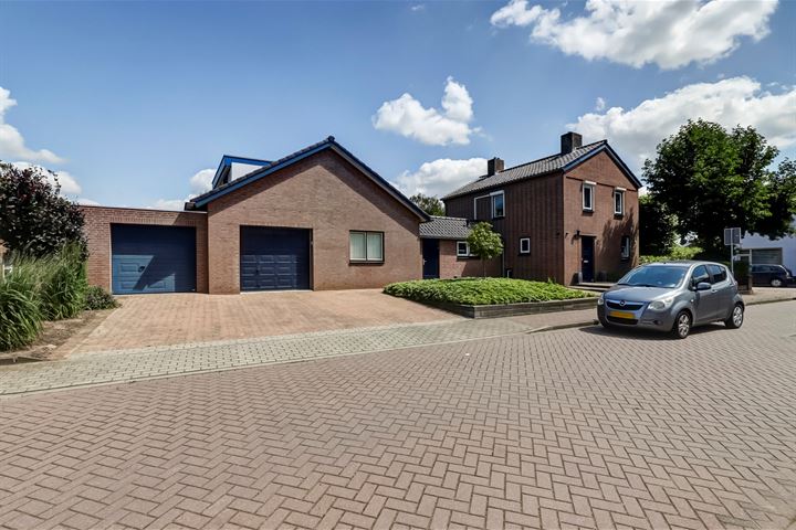 Heerbaan 14 in Millingen aan de Rijn foto