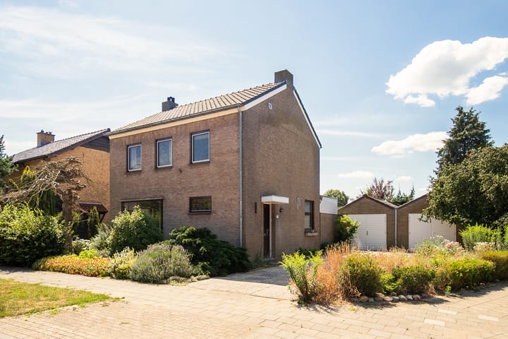 Heerbaan 97 in Posterholt foto