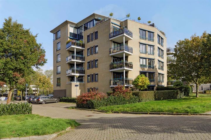 Heerendonklaan 3 in 's-Hertogenbosch foto