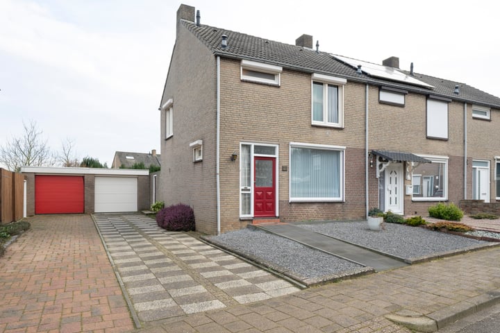 Heerenlandstraat 11 in Guttecoven foto