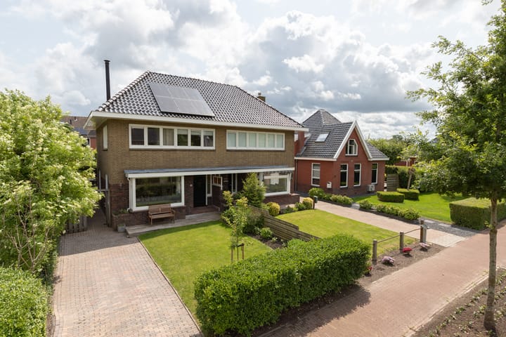 Heereweg 26 in Aduard