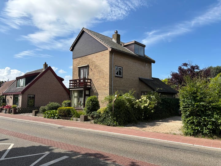 Heereweg 48 in Castricum foto