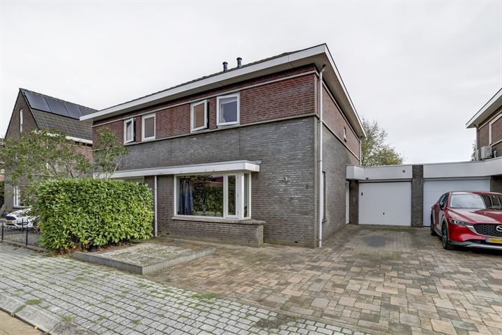 Heermanstraat 8 in Oud-Vossemeer foto