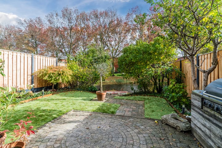 Heersdijk 61 in Hoogvliet Rotterdam foto