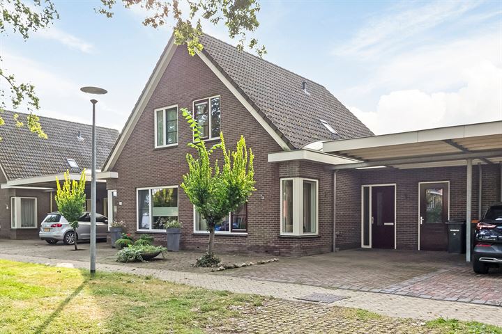 Heetkamp 37 in Gieten foto