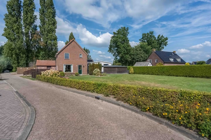 Heetveld 26 in Sint Jansklooster foto